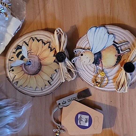 Bee bundle nwt - Picture 3 of 8